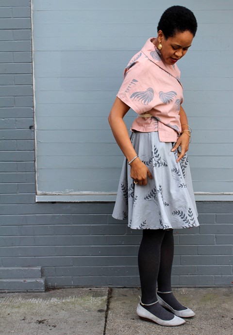 Print, Pattern, Sew: December 2015 by Jen Hewett. One-color block print on Robert Kaufman's Essex linen-cotton blend. Sewing pattern is Christine Haynes' Anya Skirt.